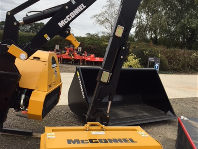 McConnel 7M005918 - Demo 2020 McConnel PA6570T Hedgecutter